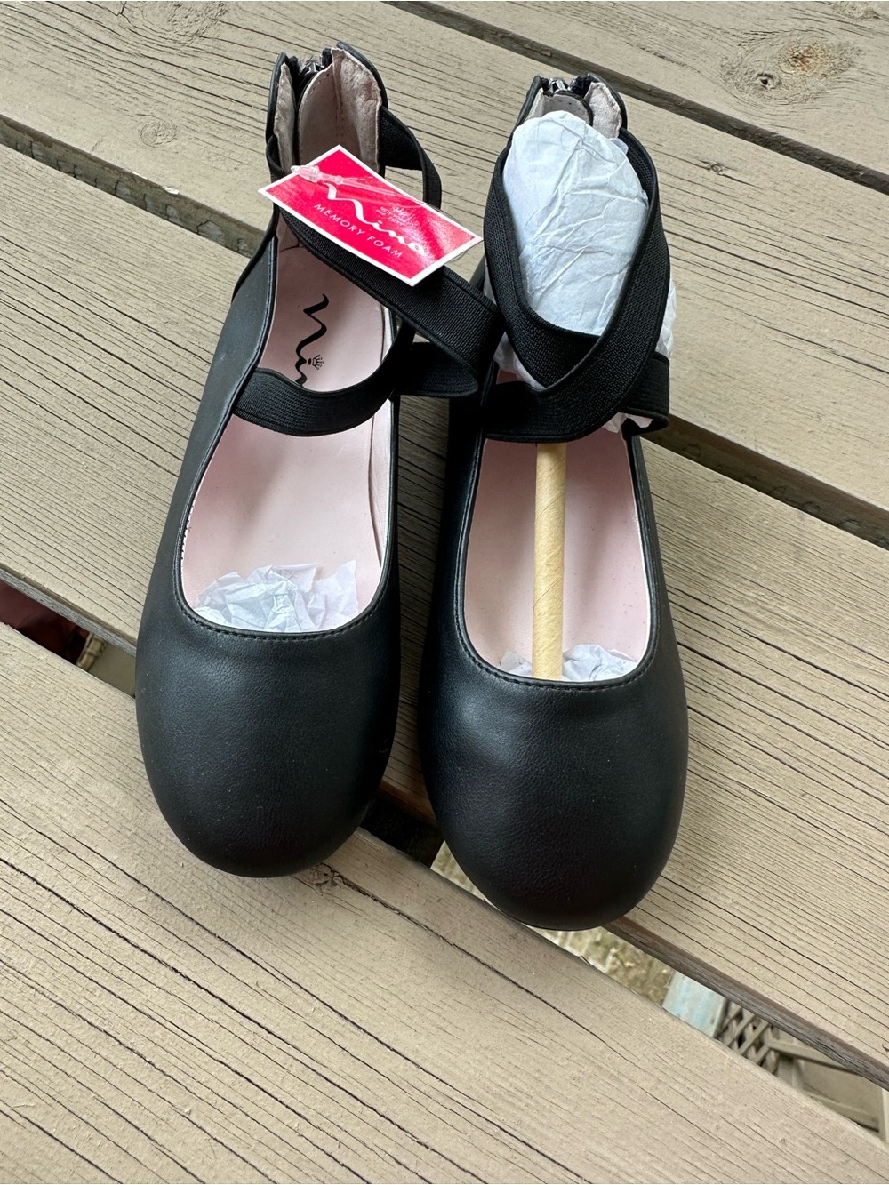 Nina "Marissa" NWT BLACK LEATHER ballet flats w zippers, girls size 11